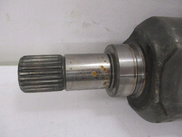 фото №8, Peugeot 2008 1.2 thp приводной вал шарнир левая