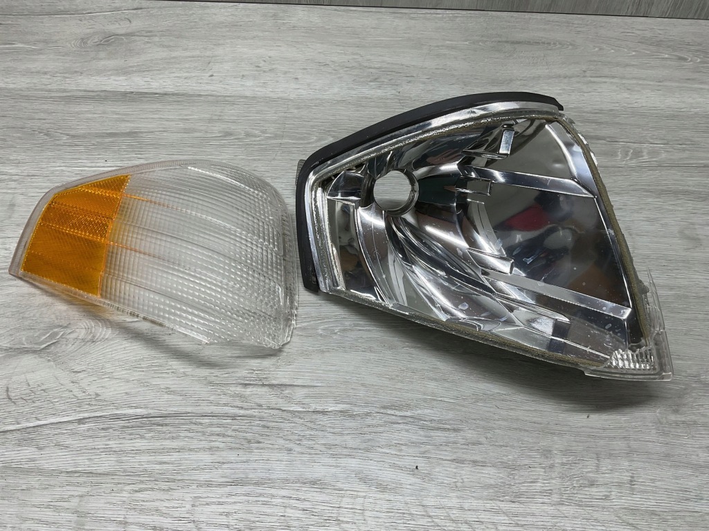 Купить Лампа поворотник правый перед mercedes sl r129 1315106913 1298260843