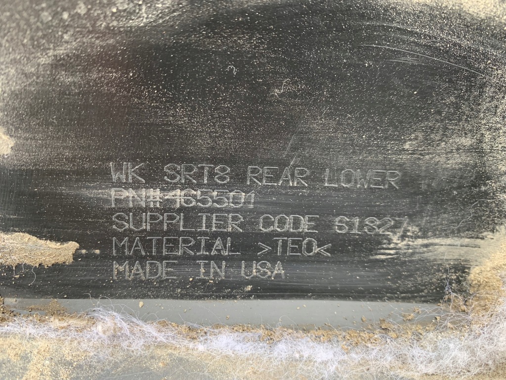 фото №8, Jeep grand cherokee wk2 srt диффузор бампера задняя