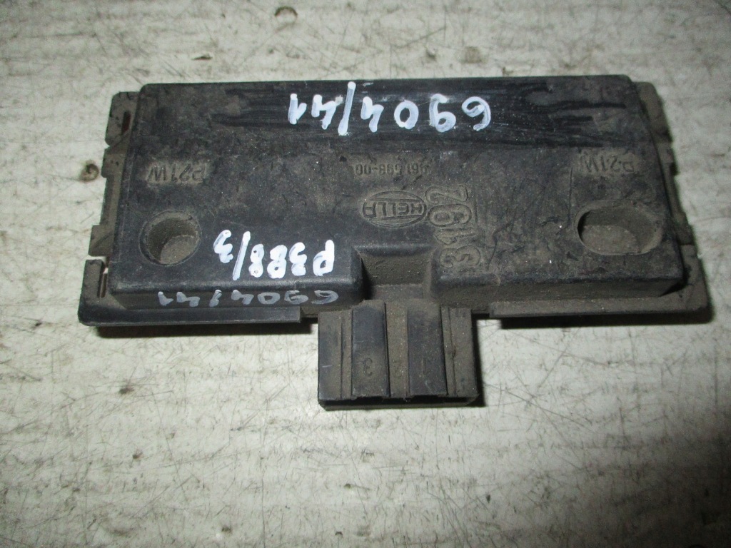 фото №8, 6904/41 вкладыш лампы задняя разъём лампочка żarownik l r toledo i 96163700