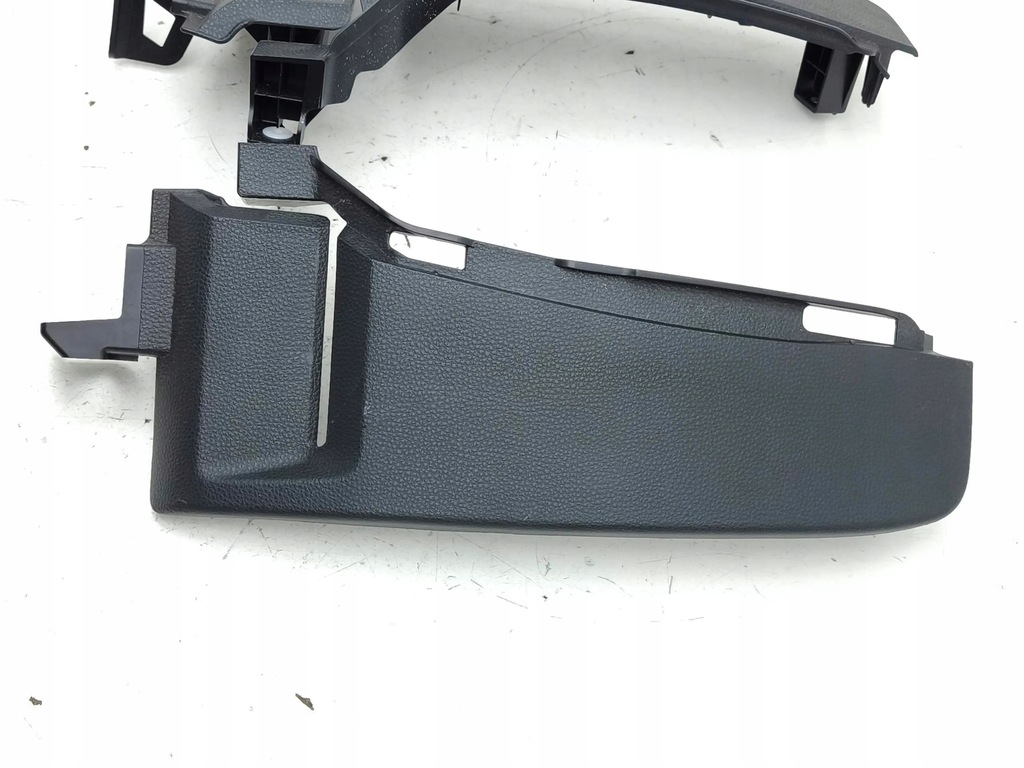 фото №9, Toyota corolla e210 e21 2021 з задній обшивка сидіння