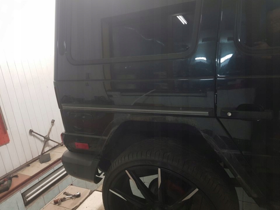 фото №7, Молдинг трикутник w463 amg ліва