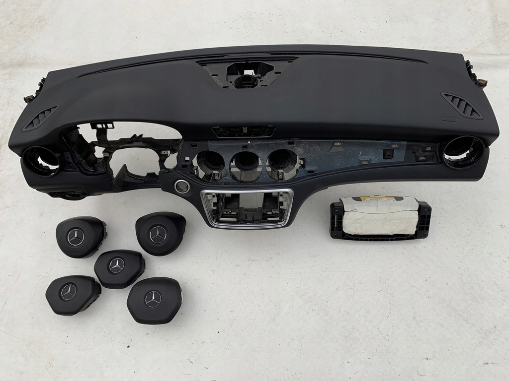 фото №6, Mercedes w117 cla панель приладів панель приладів консоль подушки безпеки