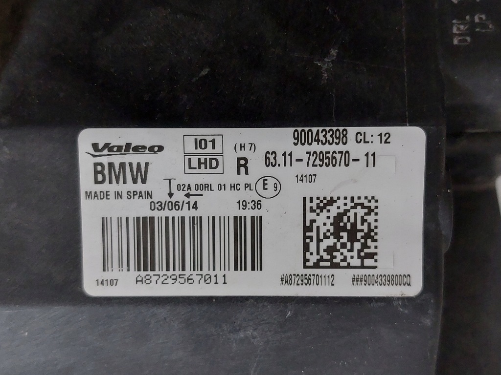 фото №7, Bmw i3 лампа правая перед led 7295670