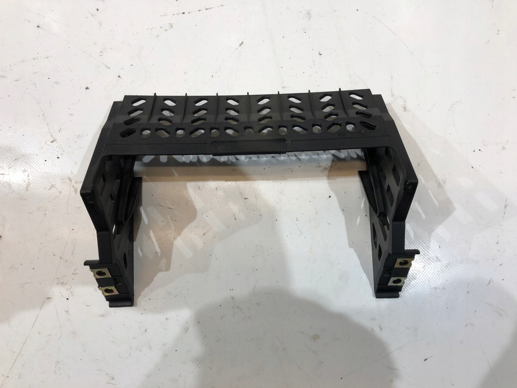 фото №2, Audi a4 b6 корзина рамка радіо 2 din