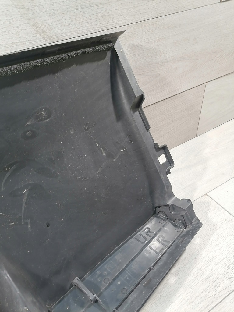 фото №10, Tesla 3 корпус радіатора жалюзі 1076732-00-h