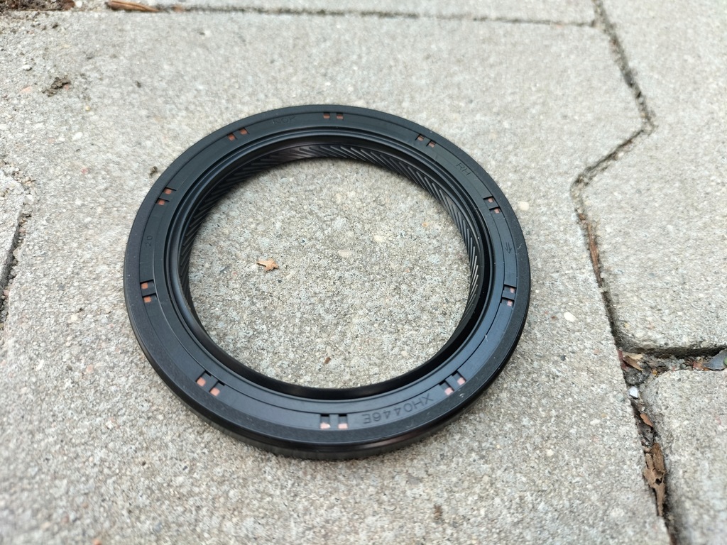 фото №1, Сальник. заднего дифференциал toyota rav4 05-