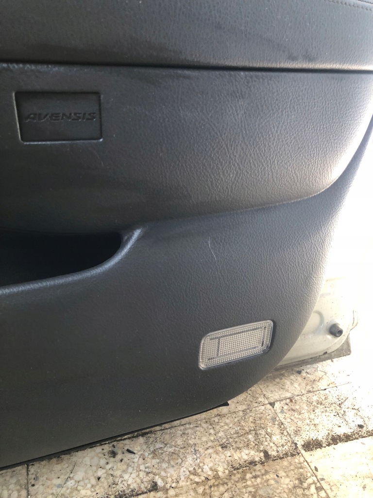 фото №8, Дверь передние правое toyota avensis t25