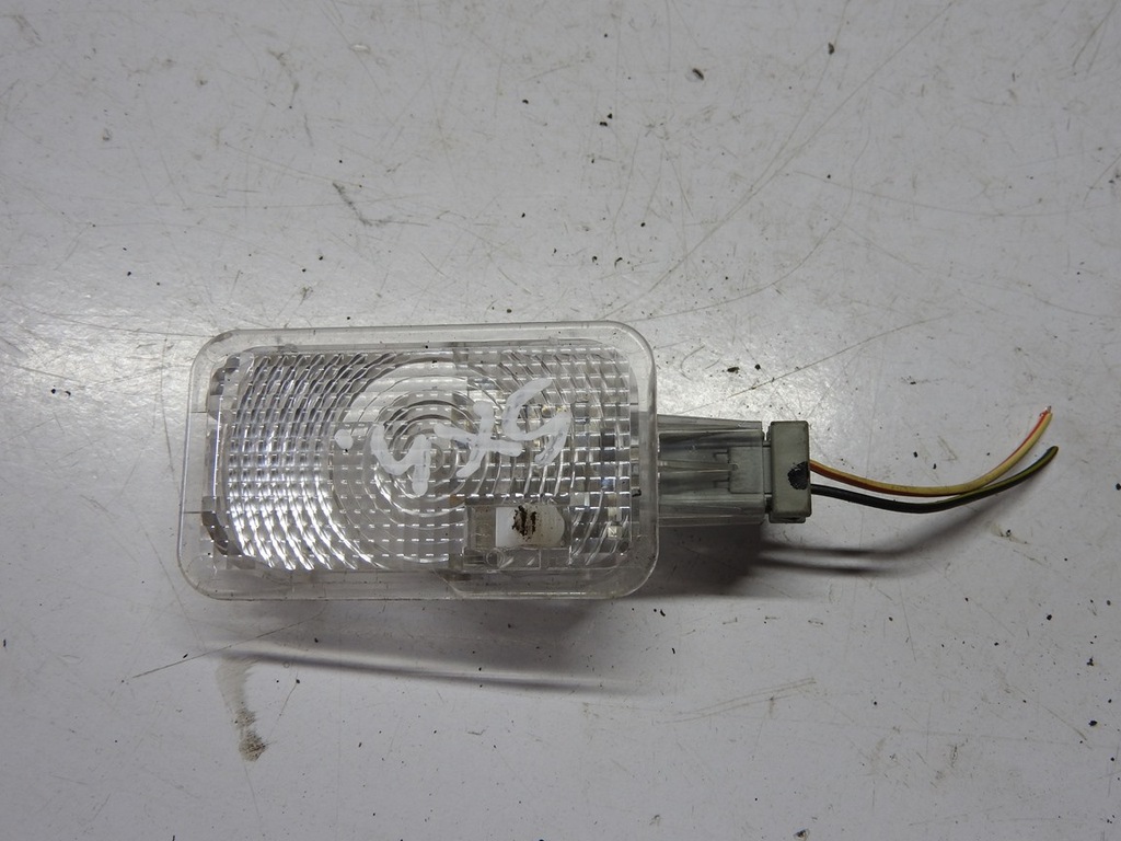 фото №5, Suzuki sx-4 sx4 06-13 лампа освітлення обшивка багажника