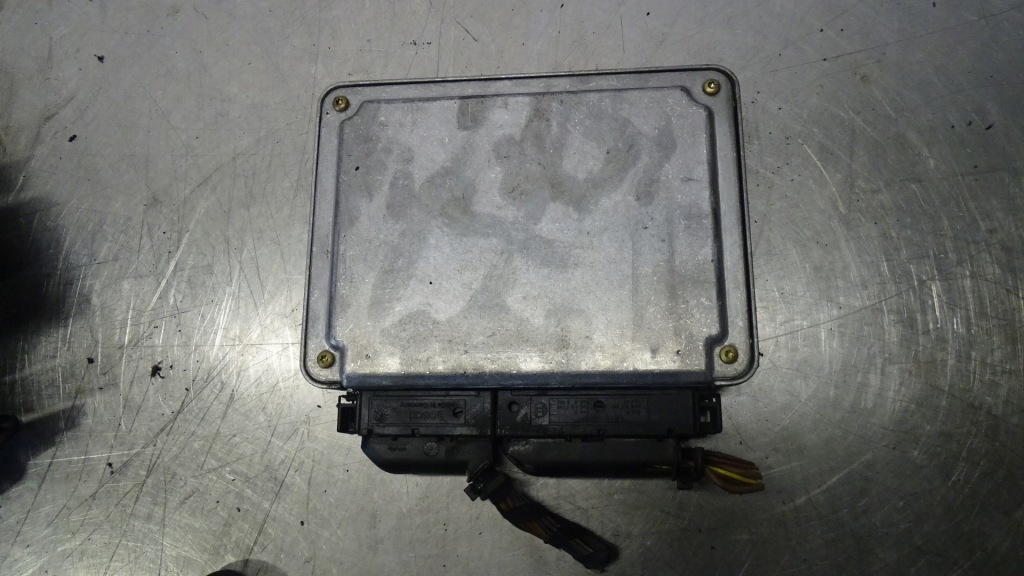 фото №3, Бортовий комп'ютер двигуна opel omega 2.2