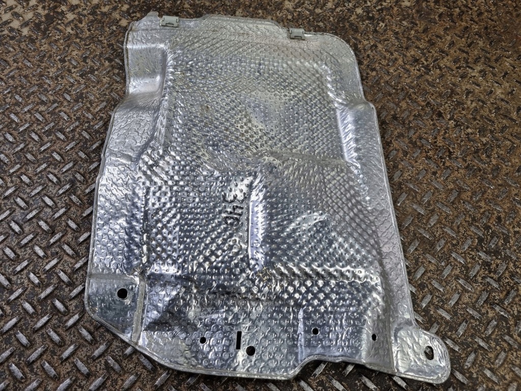 фото №5, 2022 mercedes-benz gls x167 защита тепловая выхлоп a1676820503