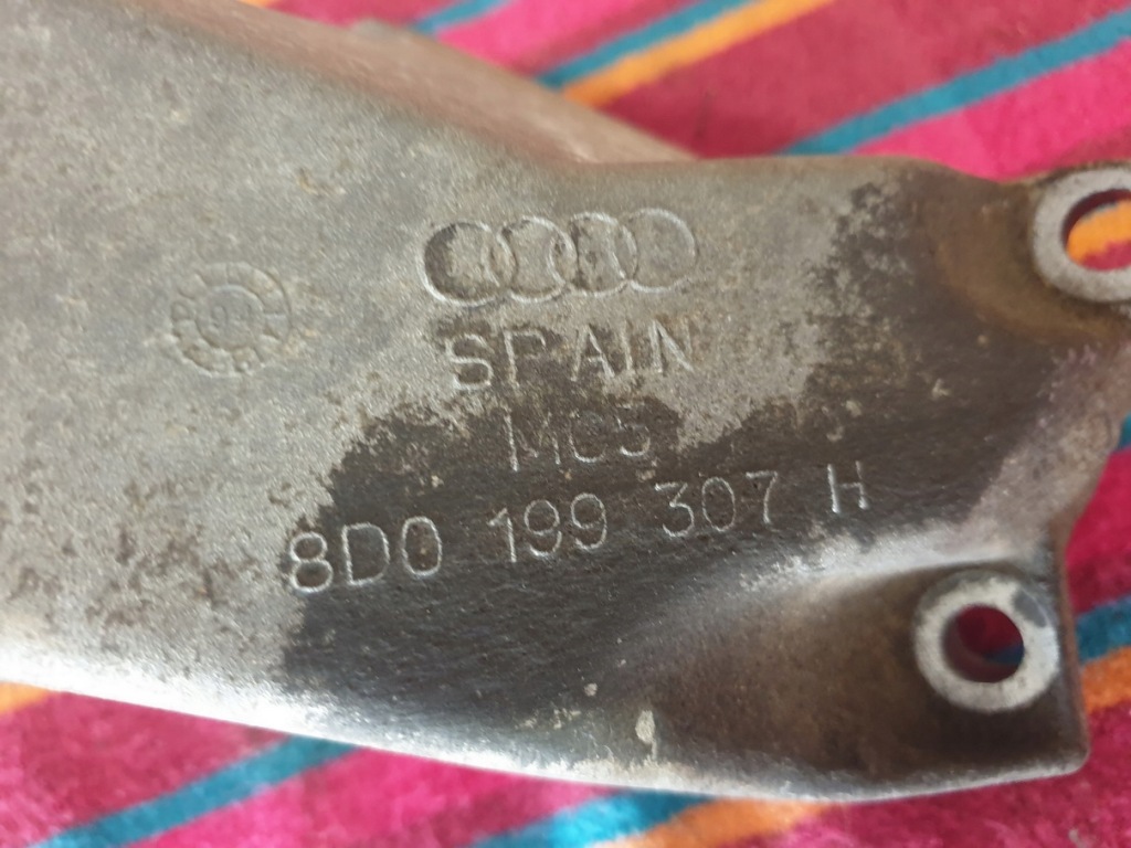 фото №4, Audi a4 b5 8d0199307h підпора