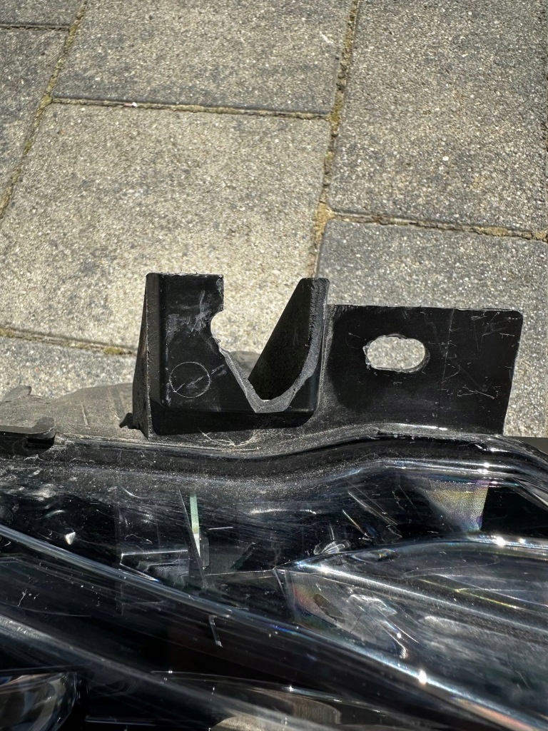 фото №3, Tesla model y противотуманная фара led левый 162479700a