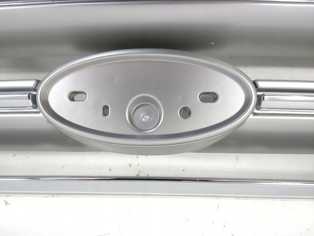 фото №8, Корзина кронштейн кронштейн емблема решітка ford kuga mk2 2017- lift escape