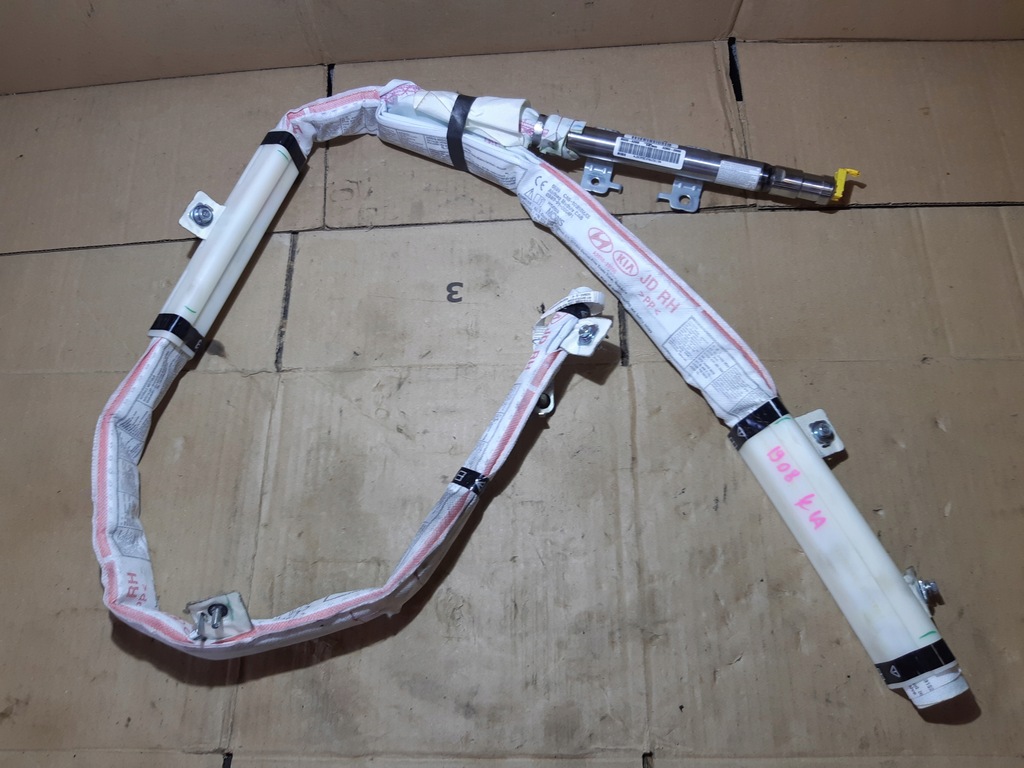 фото №1, Kia ceed ii шторка безопасности воздушная правая 85020-a2000