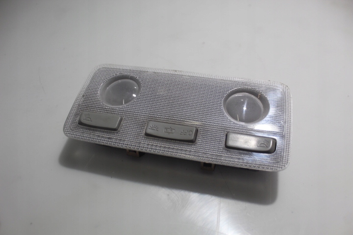 фото №1, Освещение кабины перед yaris iii lift hybrid