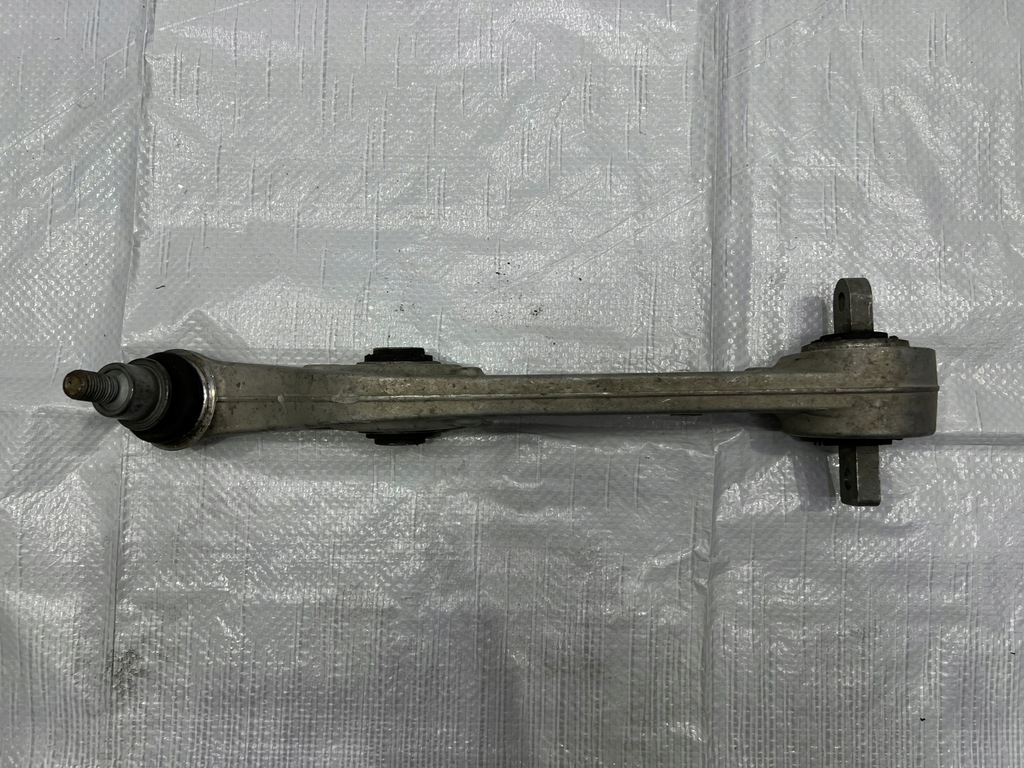 фото №2, Alfa romeo giulia рычаг передний левый 2x4