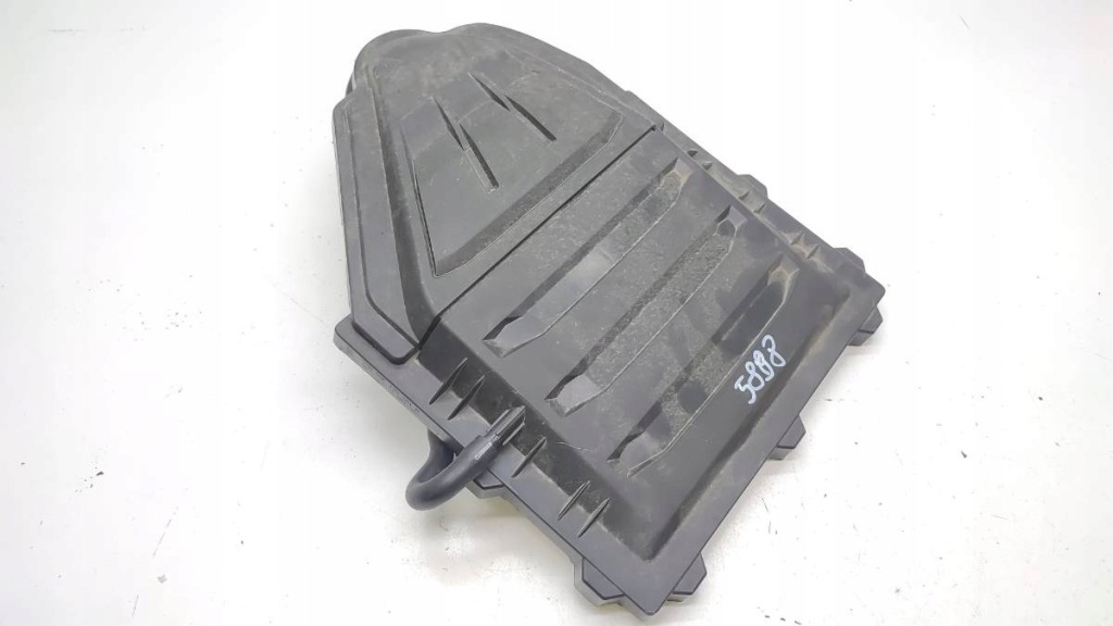 фото №1, Корпус фильтра воздуха skoda kamiq 04c129620a