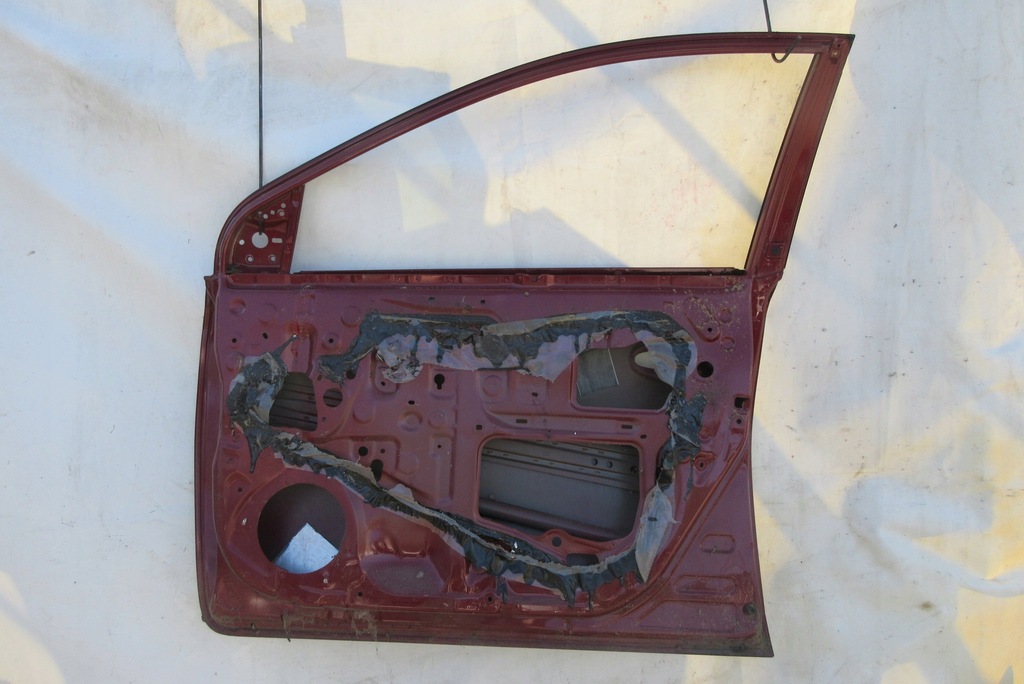 фото №4, Toyota auris ii lift дверь правый перед