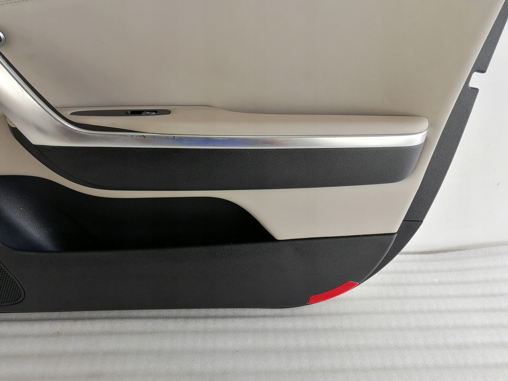 фото №4, Kia stinger обивка дверь правая перед