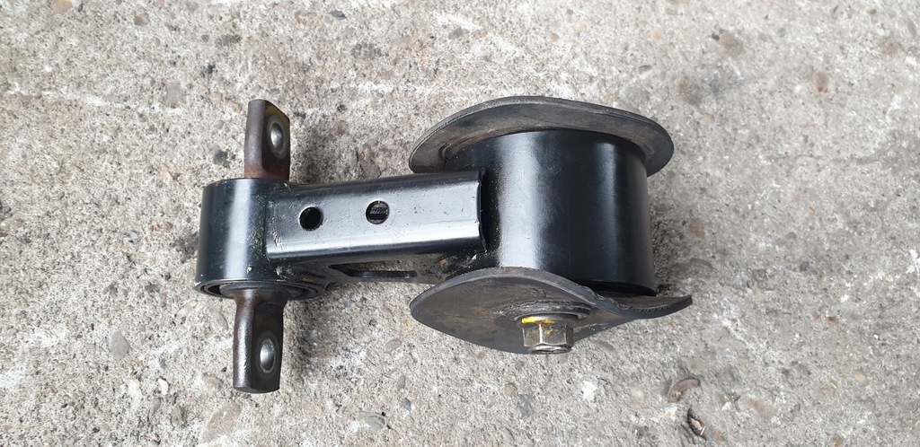 фото №6, Кронштейн подушка двигателя кронштейн 2.0 ddis m. jet sedici suzuki sx4 2009-