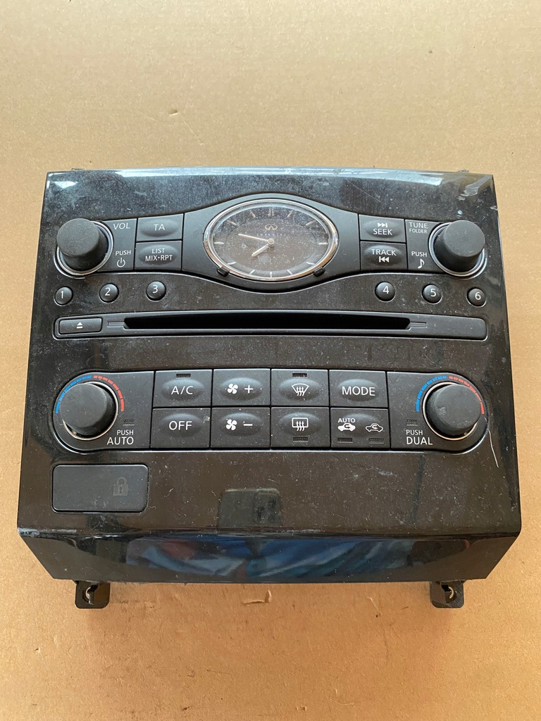 фото №1, Infiniti qx70 fx панель кондиционера радио приборная панель