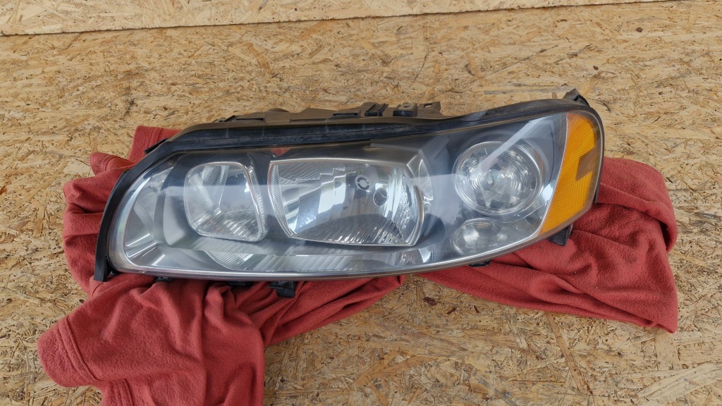фото №1, Volvo v70 ii lift лампа передня ліва 30648208