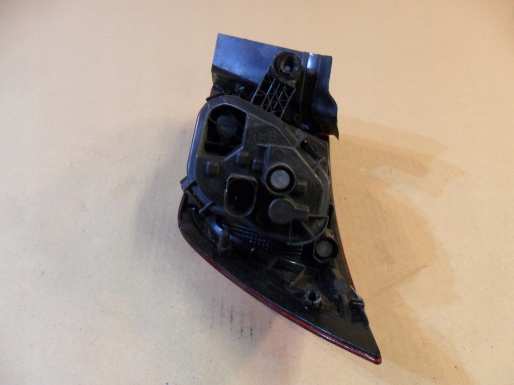 фото №11, Лампа задня ліва seat leon 3 5f 5f9945095