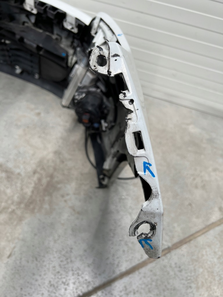 Купить Бампер передний renault megane 3 4 pdc ксенон