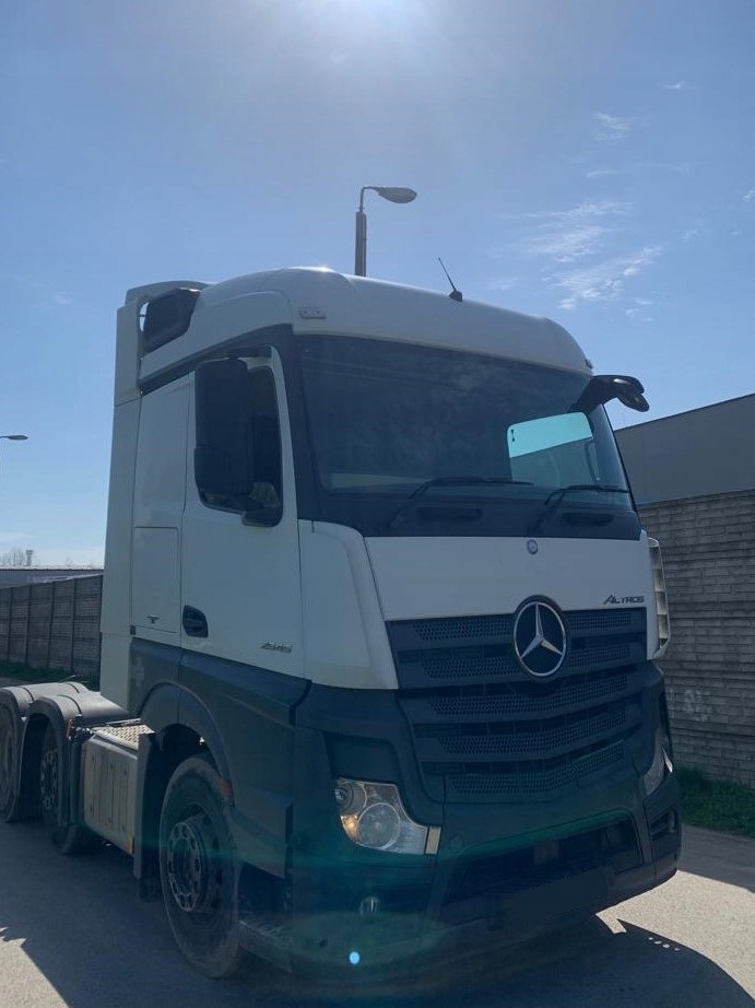 фото №8, Комплектная кабина mercedes actros mp5 euro 6 stream space