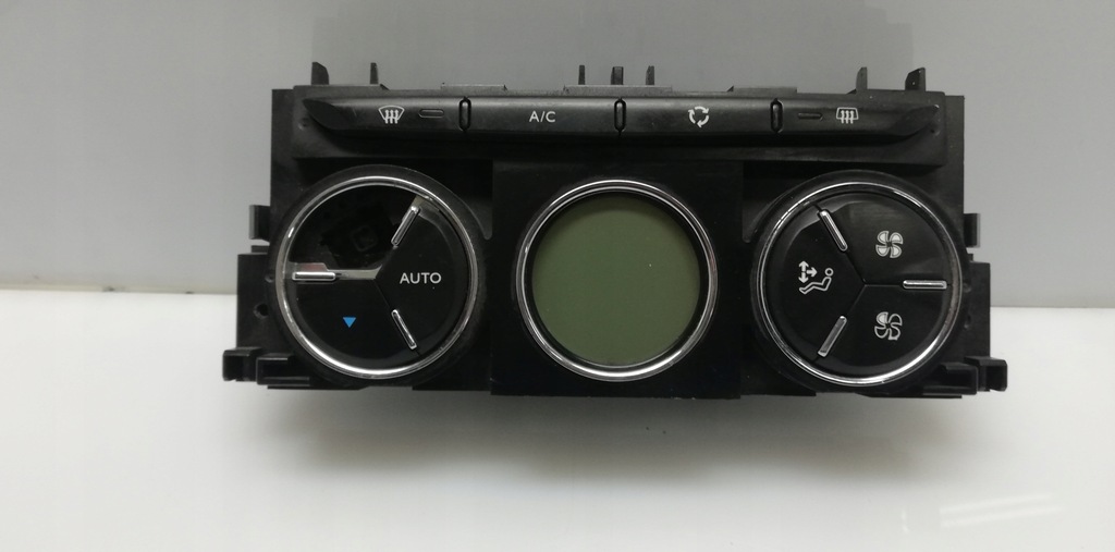 фото №1, Панель кондиционера psa 96831720xt