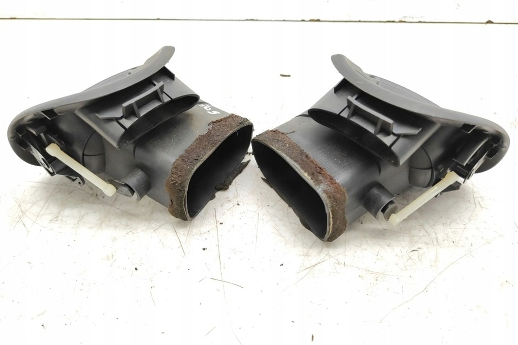 фото №9, Воздуховоды панели приборной панели citroën xsara picasso n68 9631280077 2.0l