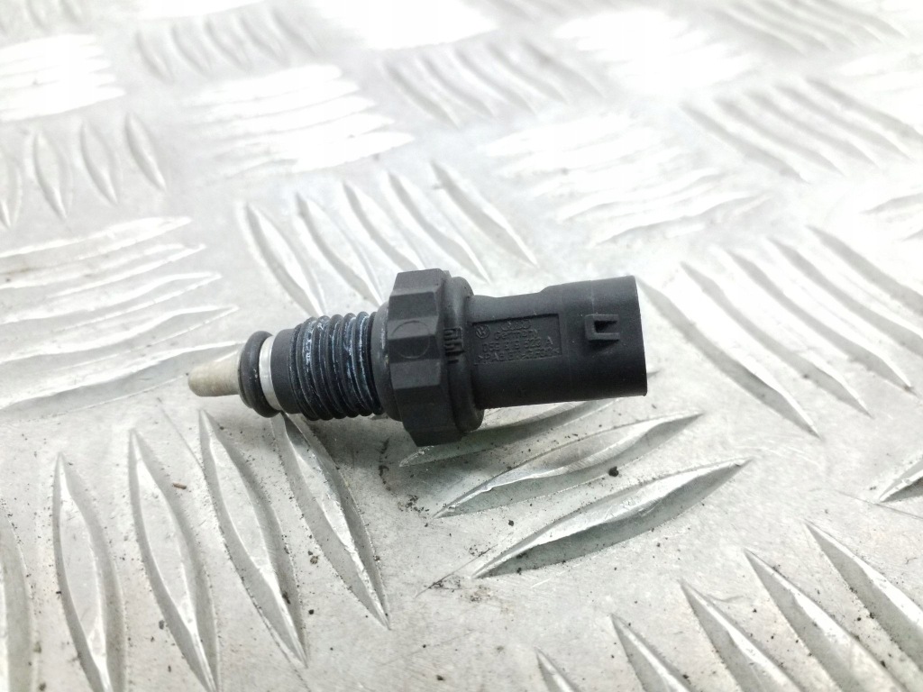 фото №1, 2010 audi a4 s4 b8 8k датчик температуры топлива 05919523a