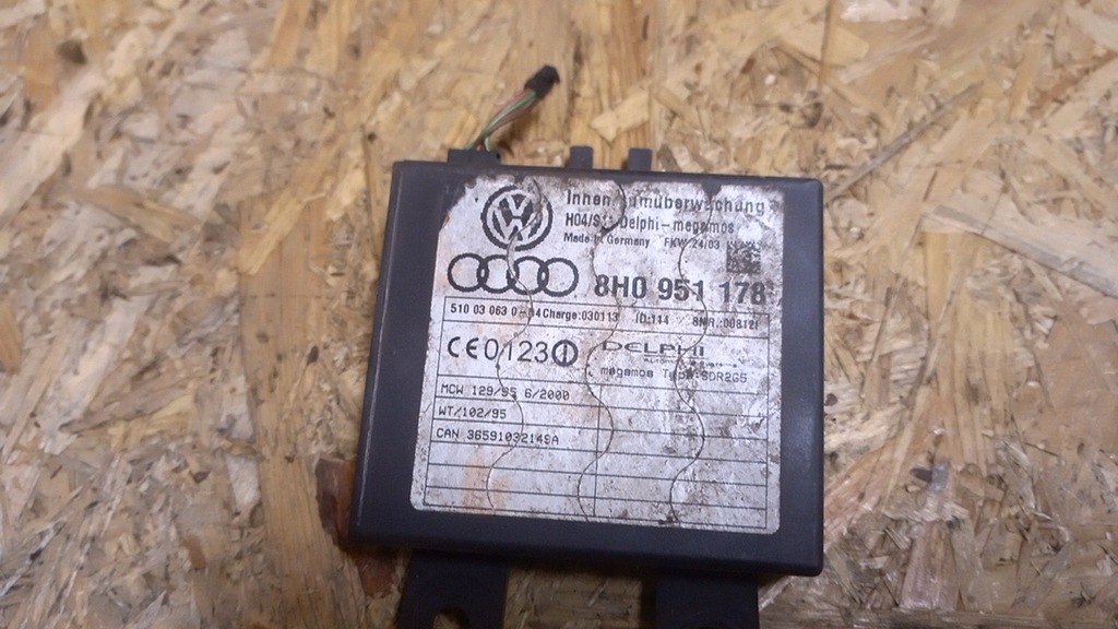 фото №1, Audi a4 b6 b 7 2.5 v6 tdi cabrio модуль датчик руху