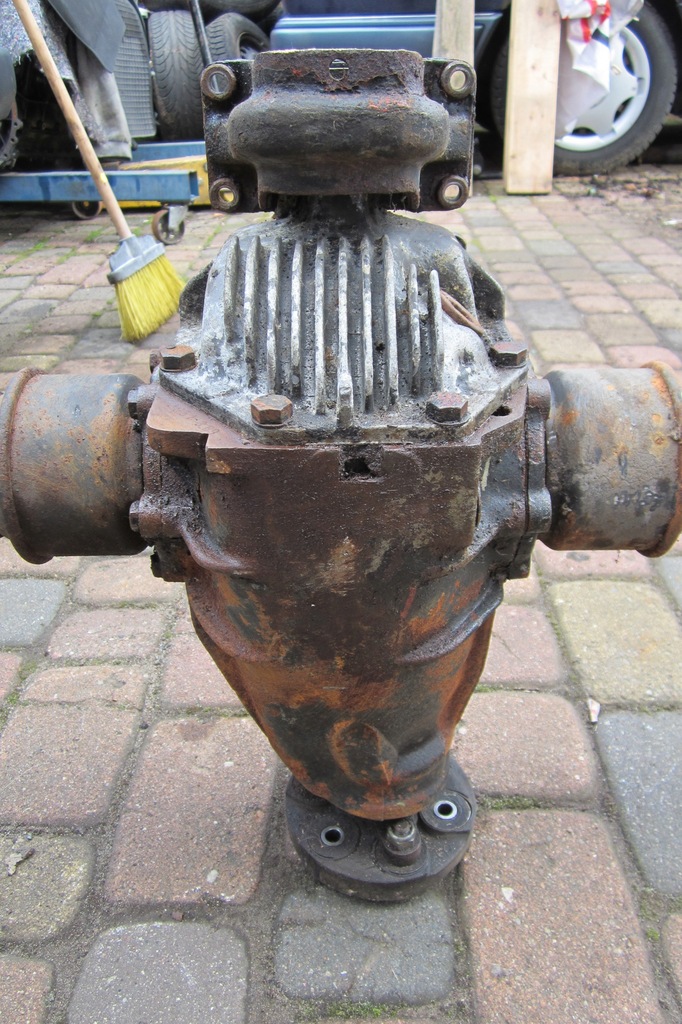 фото №7, Mercedes w116 w115 2.8 sedan привідний вал oś вісь привідний вал привідна