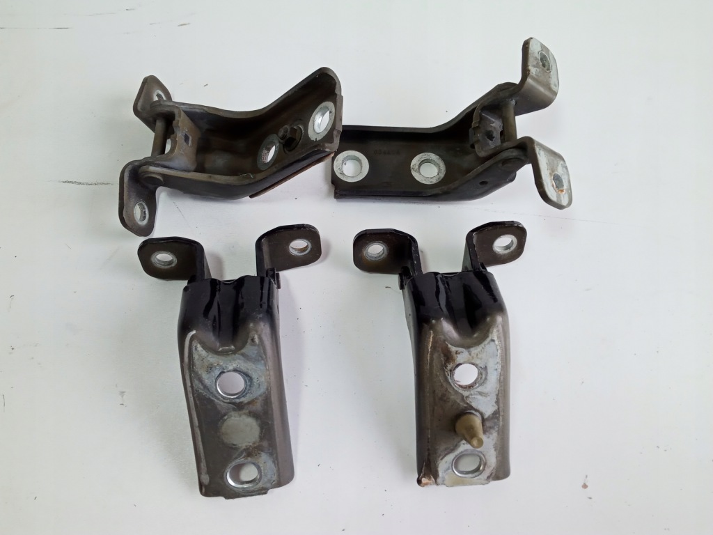 фото №1, Ford mustang v 10-14 петля дверь левый правый