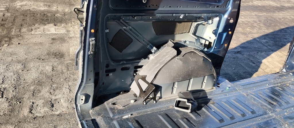 фото №9, Крыло левый задняя четверть bok mercedes v-klasa w447 long 19r