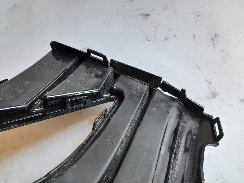 фото №10, Решітка радіатора решітка права vw golf 8 viii 19- typ r vw