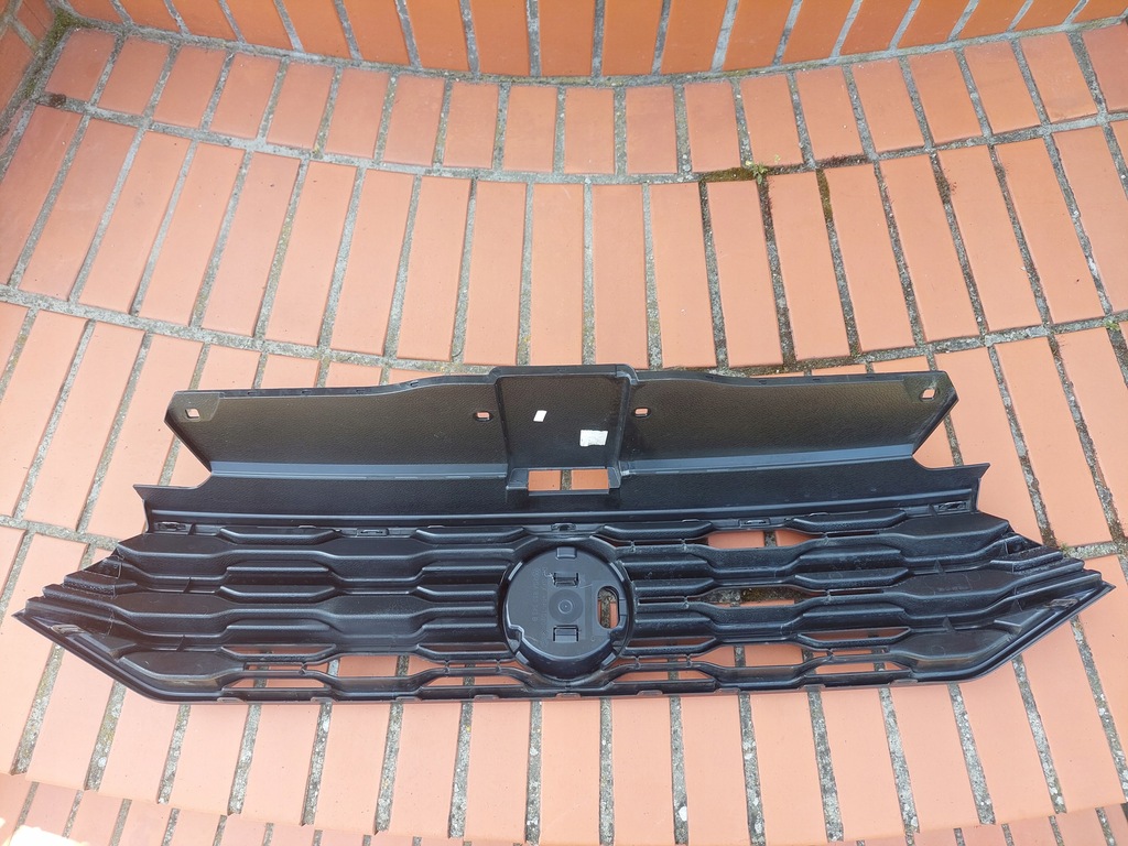 фото №2, Volkswagen t-roc 17- решётка радиатора решётка радиатора решётка оригинал