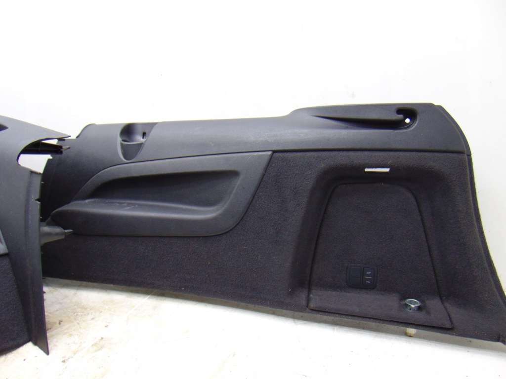 Заднее сиденье обшивки сиденья задняя 3 ряд iii trzeci ряд audi q7 4l кожа Киев