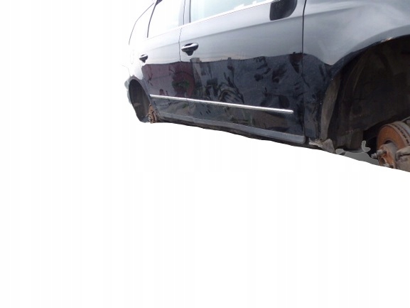 фото №1, Passat b6 порог блок двигателя обшивка правое l041