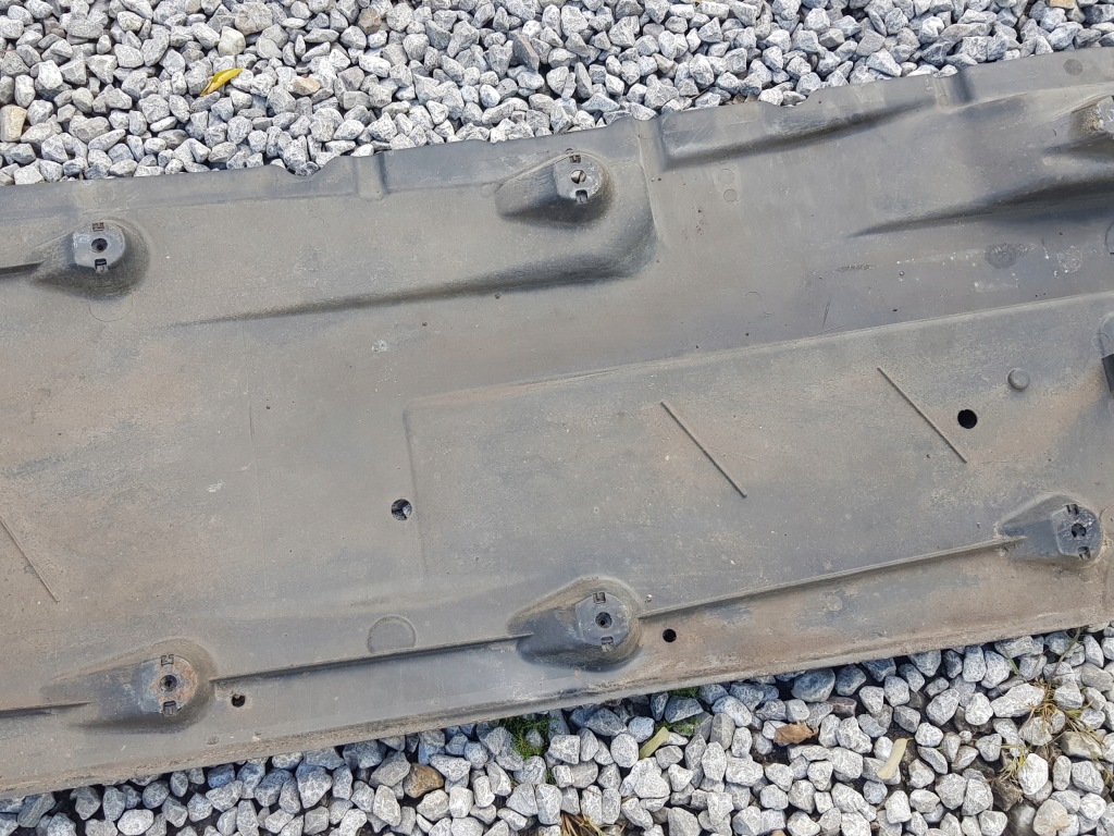 фото №13, Захист підвіска нижня права / audi a3 8p - vw golf v - seat leon ii - ładna