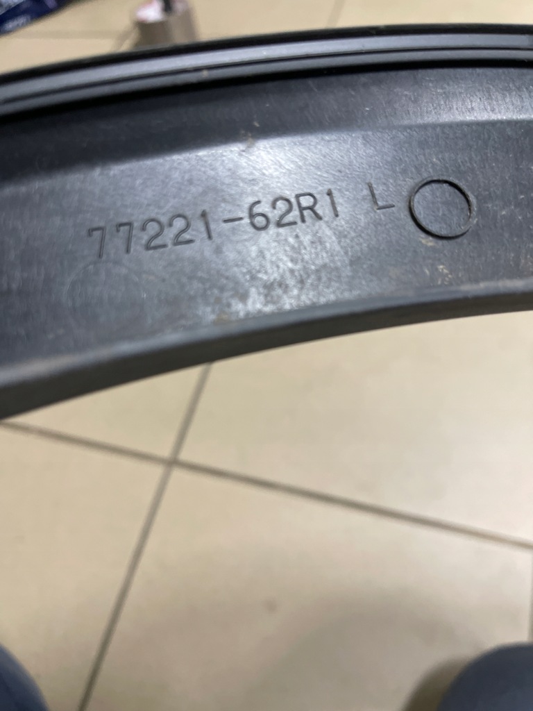 фото №7, Молдинг крыла левый перед suzuki ignis iii 77221-62r1