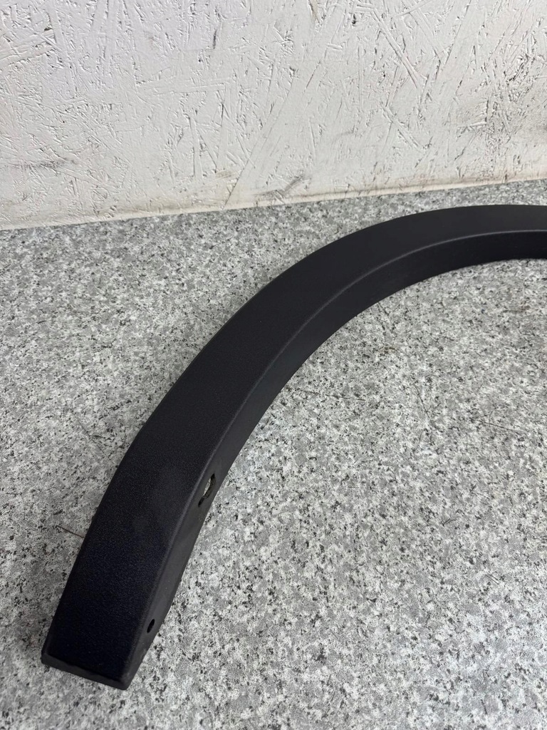 фото №6, Молдинг łuczek крила лівий задня volvo xc40 2017-2024 31448354