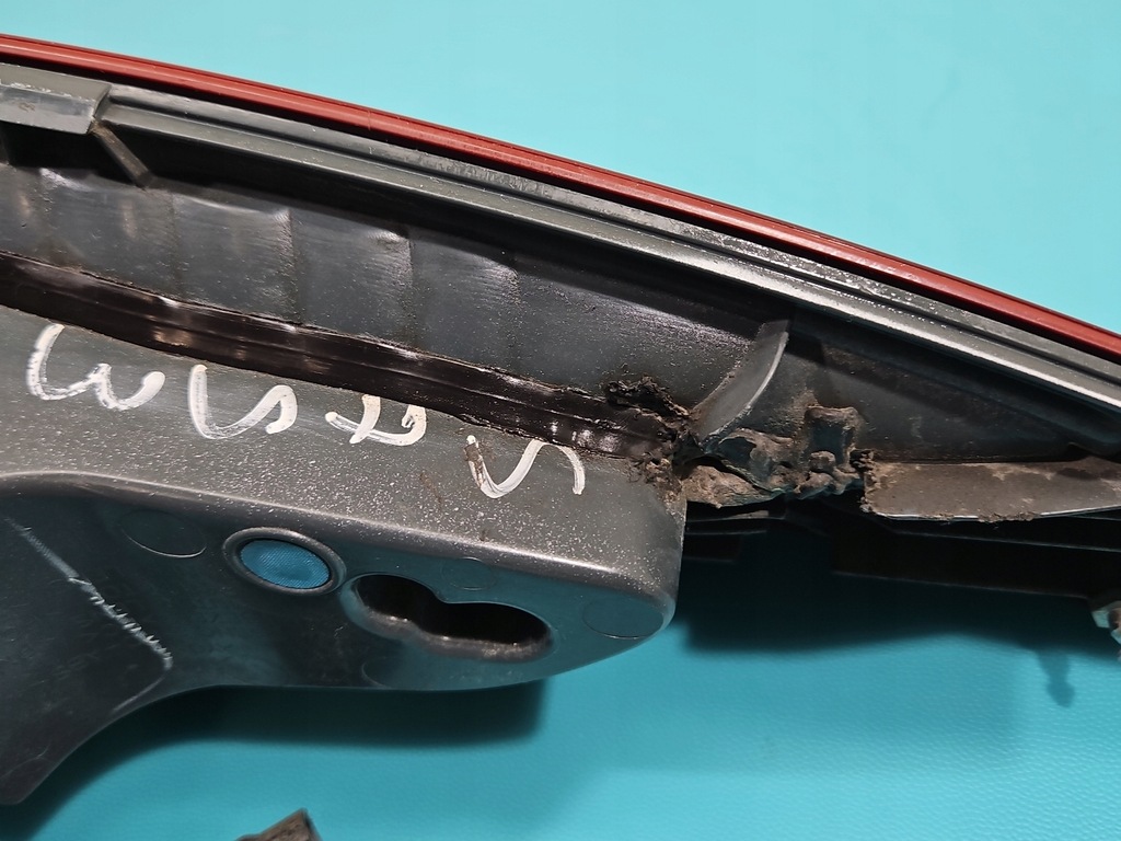 фото №9, Лампа задняя левая led с крыла przerabiane na eu ford fusion usa 12-16 sedan