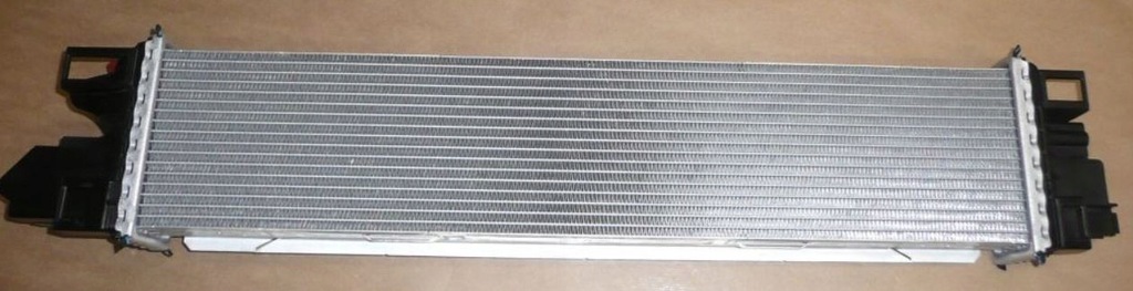 фото №13, Радиатор воздуха впускной pasuje do: nissan nv300 opel vivaro a