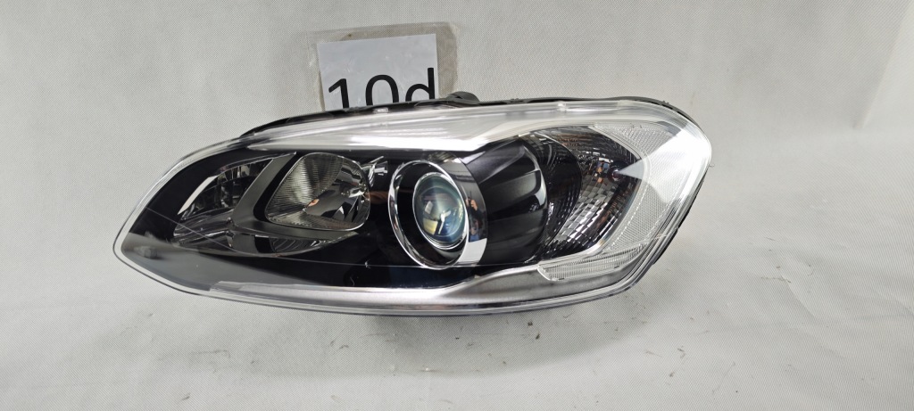 Купить Volvo xc60 рестайлинг  ксенон led левая поворотный фара фара левая 31420257