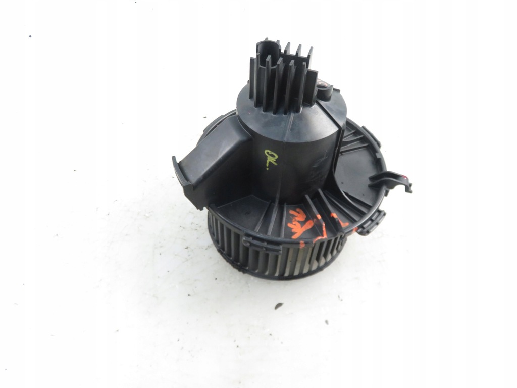 фото №8, Повітродувка opel zafira b a05 d8087