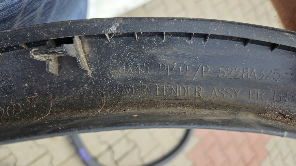 фото №8, Молдинг крыло mitsubishi asx lift 13- левый задняя