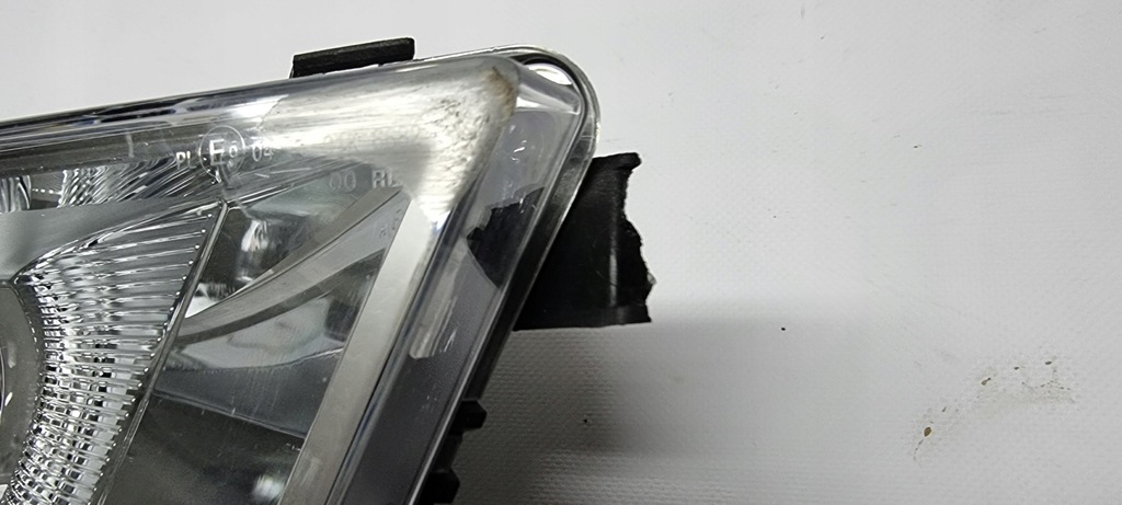 фото №6, Противотуманная фара правый skoda rapid 5ja941700 lekko uszkodz